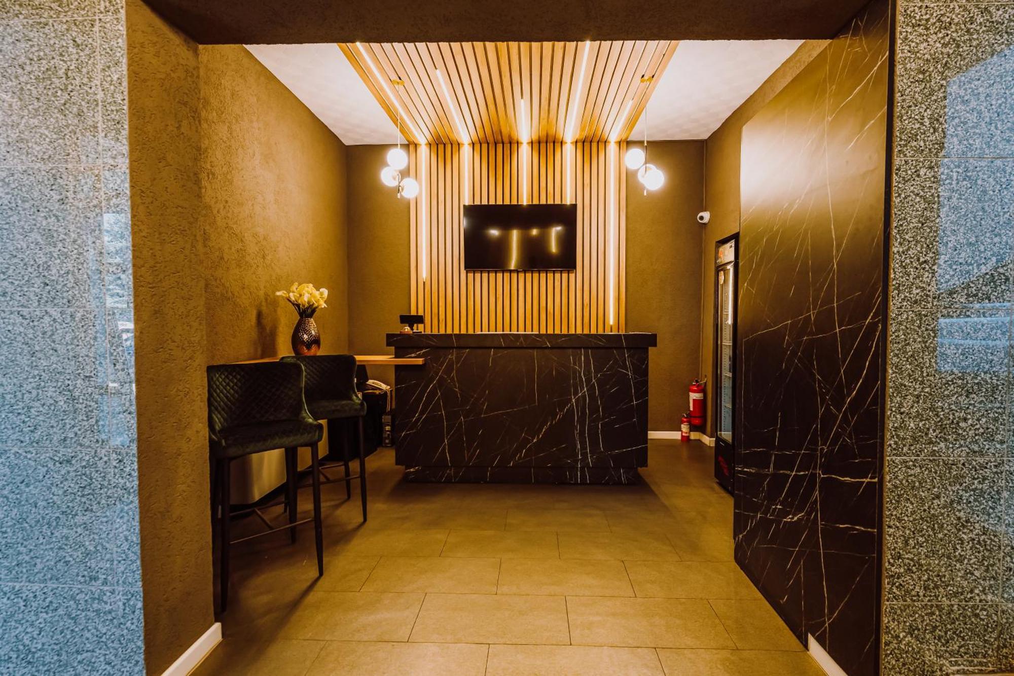 Hotel Ciao Targu Mures Exterior photo