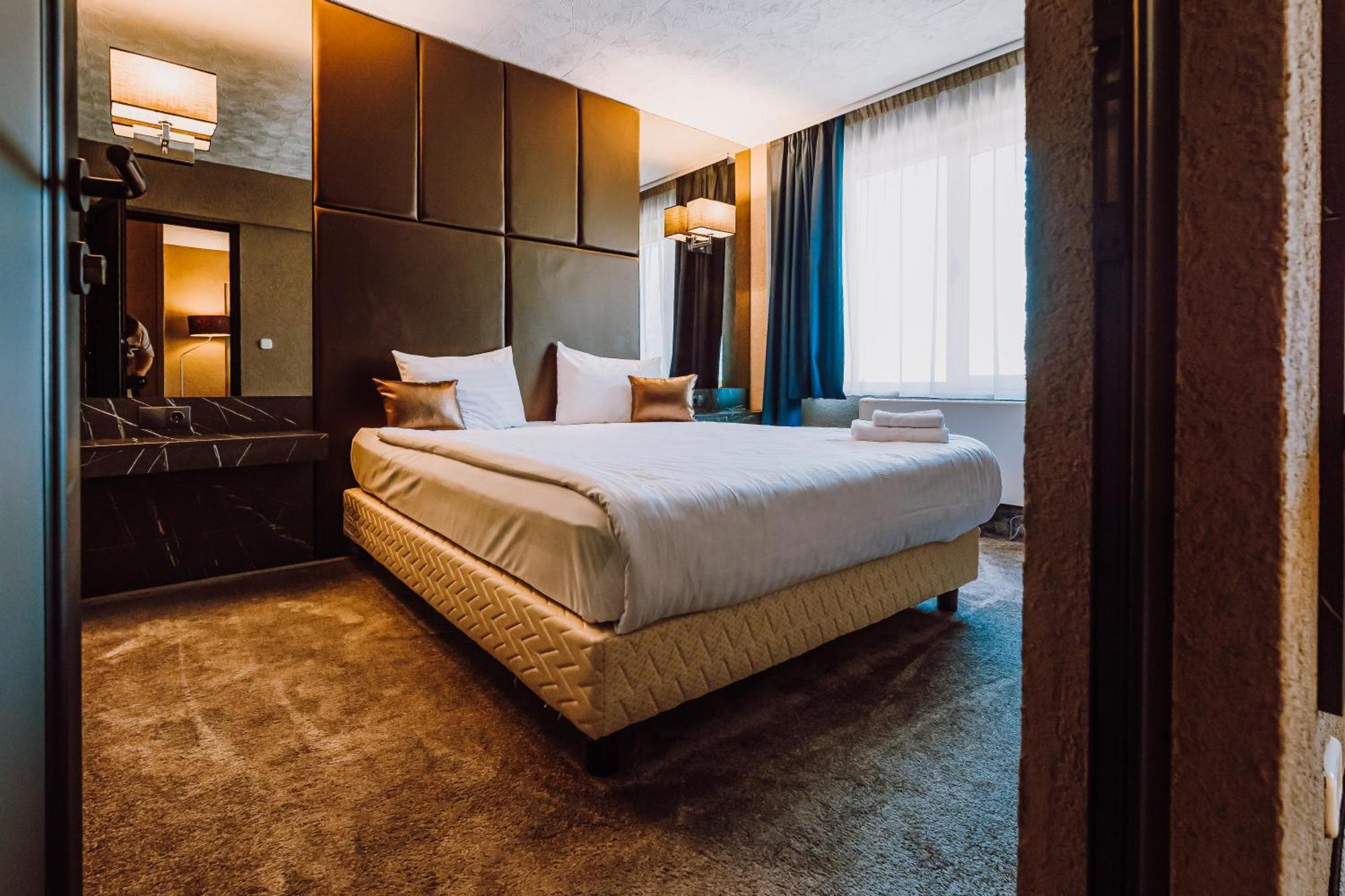 Hotel Ciao Targu Mures Exterior photo