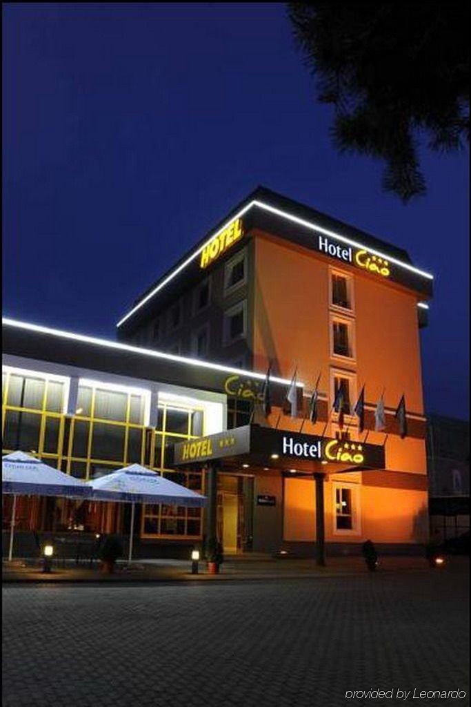 Hotel Ciao Targu Mures Exterior photo