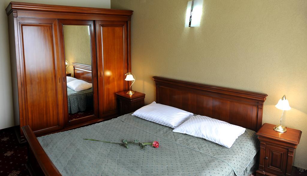 Hotel Ciao Targu Mures Exterior photo