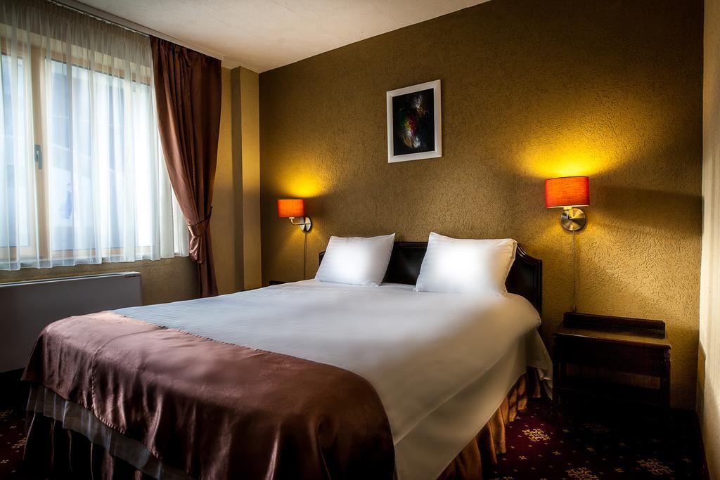 Hotel Ciao Targu Mures Exterior photo