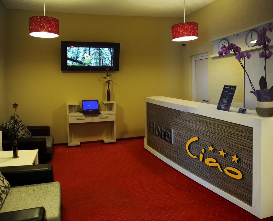 Hotel Ciao Targu Mures Exterior photo